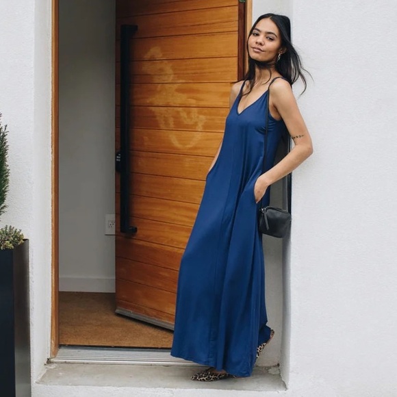 Skivys Blue Godess Gown - Picture 1 of 4